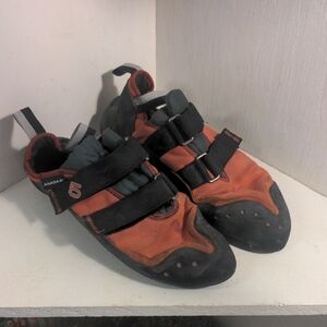 Anasazi Men's Orange Climbing Shoes